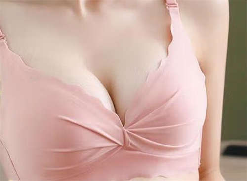 2023年安庆市太湖县双环法矫正乳房下垂哪位整形医生技术好