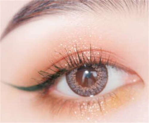 2023年南宁市邕宁区缝线法割双眼皮的费用主要受哪些因素影响「缝线法割双眼皮费用的5个因素」